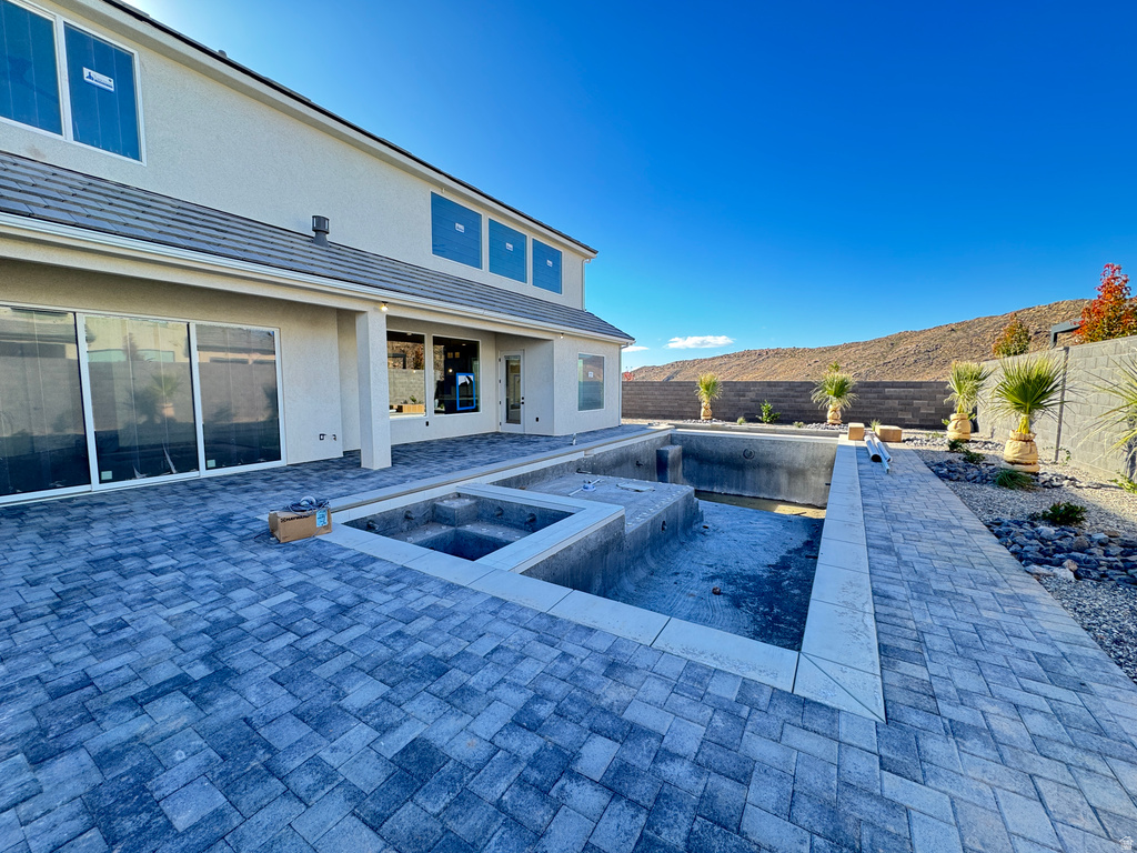 5338 W 2040 S Hurricane, UT 84737