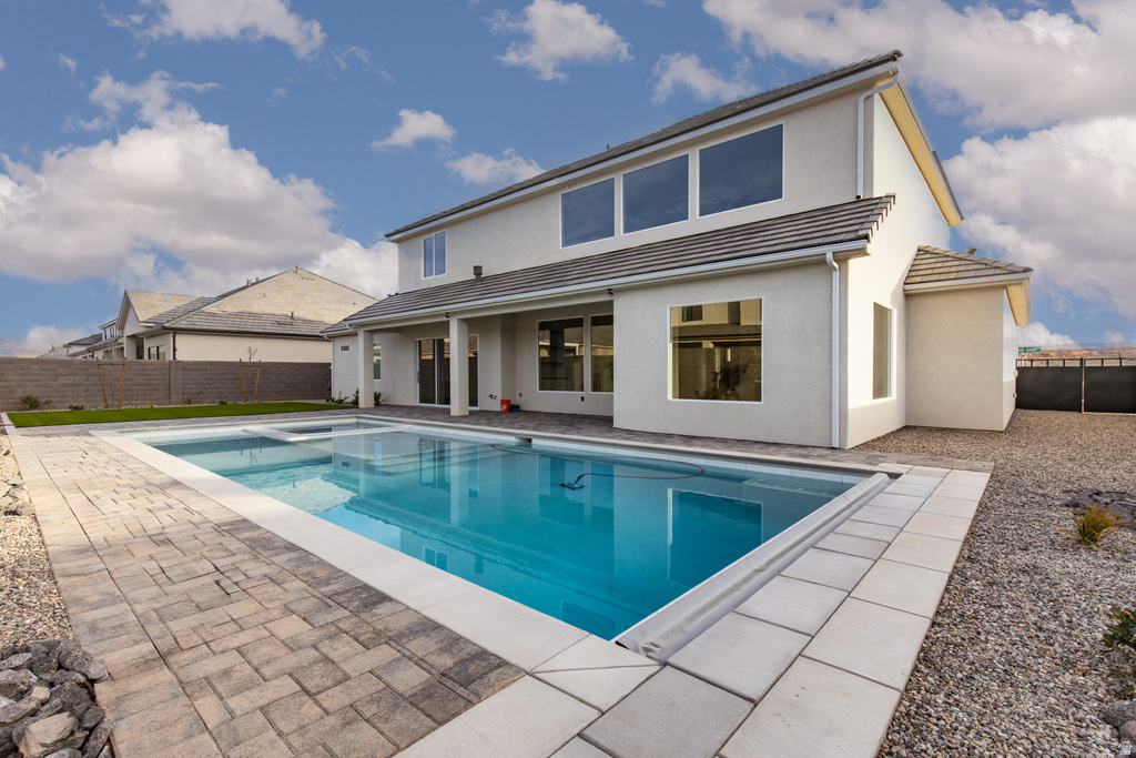 5338 W 2040 S Hurricane, UT 84737