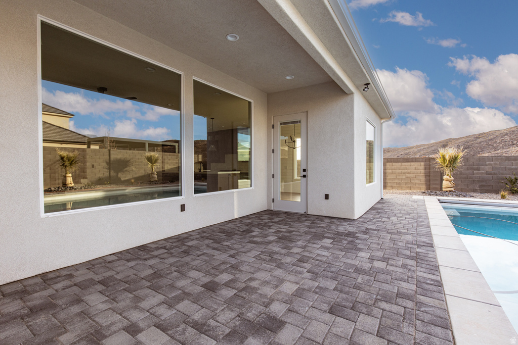 5338 W 2040 S Hurricane, UT 84737