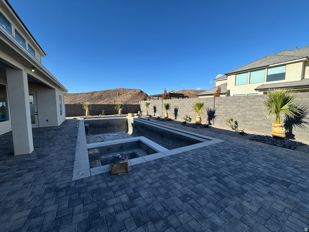 5338 W 2040 S Hurricane, UT 84737