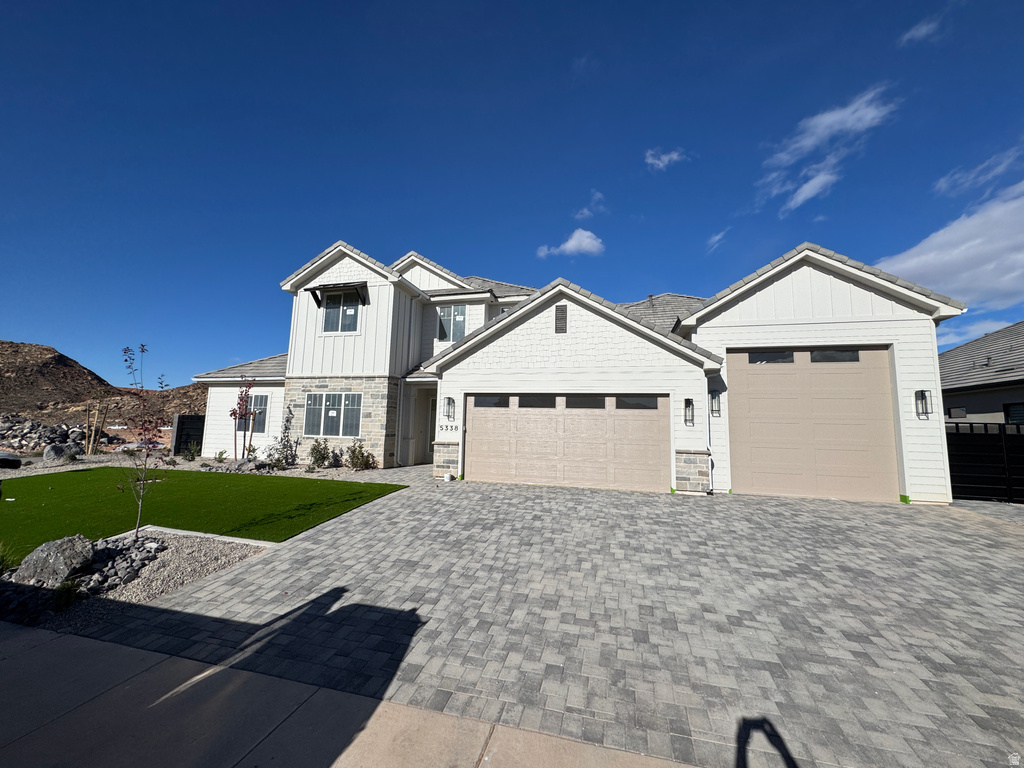 5338 W 2040 S Hurricane, UT 84737