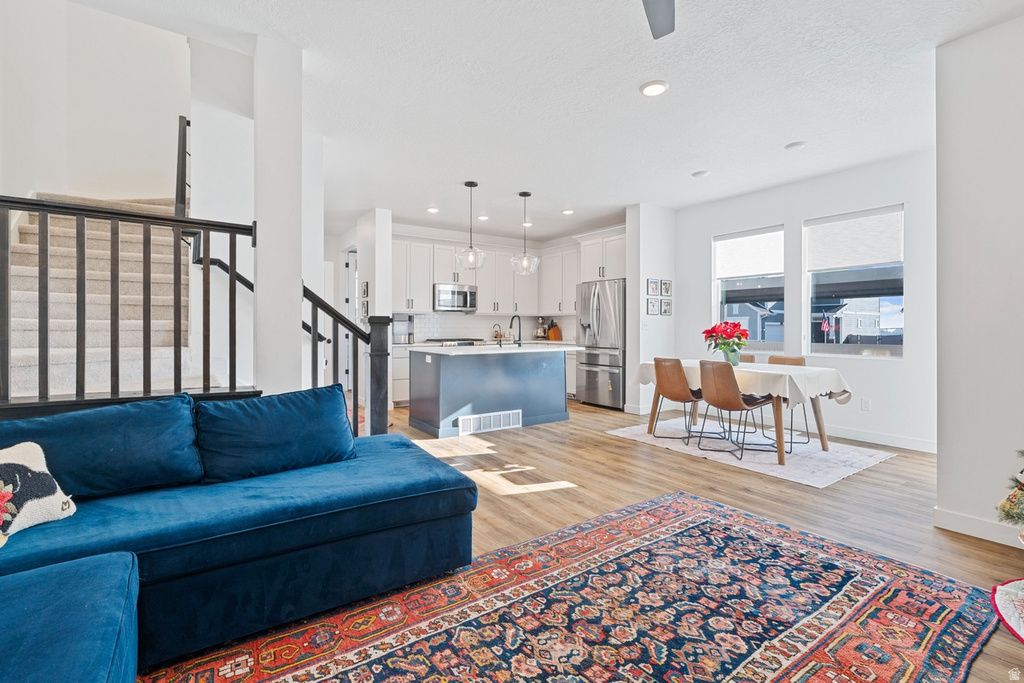 9748 N CALDWELL PL Highland, UT 84003