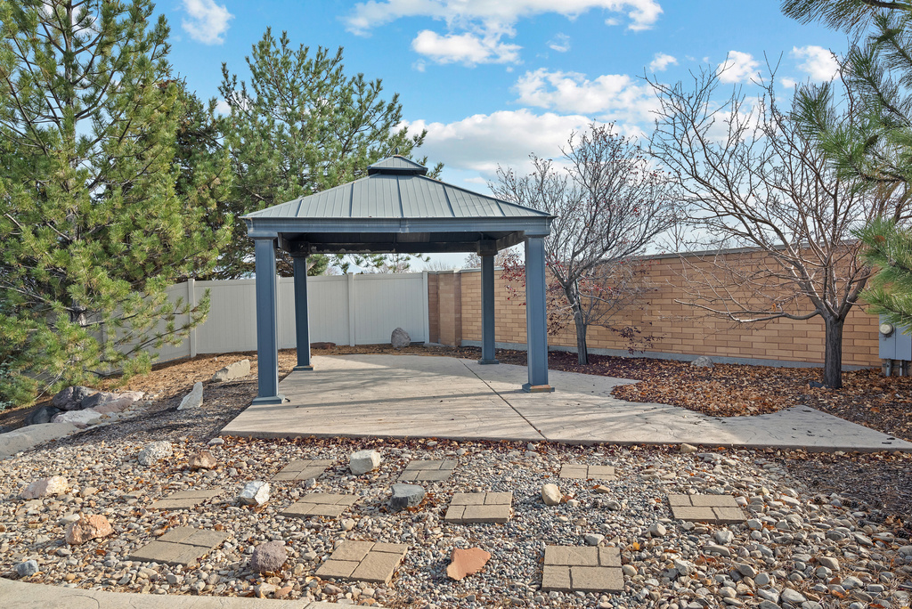 10376 S 3970 W South Jordan, UT 84095