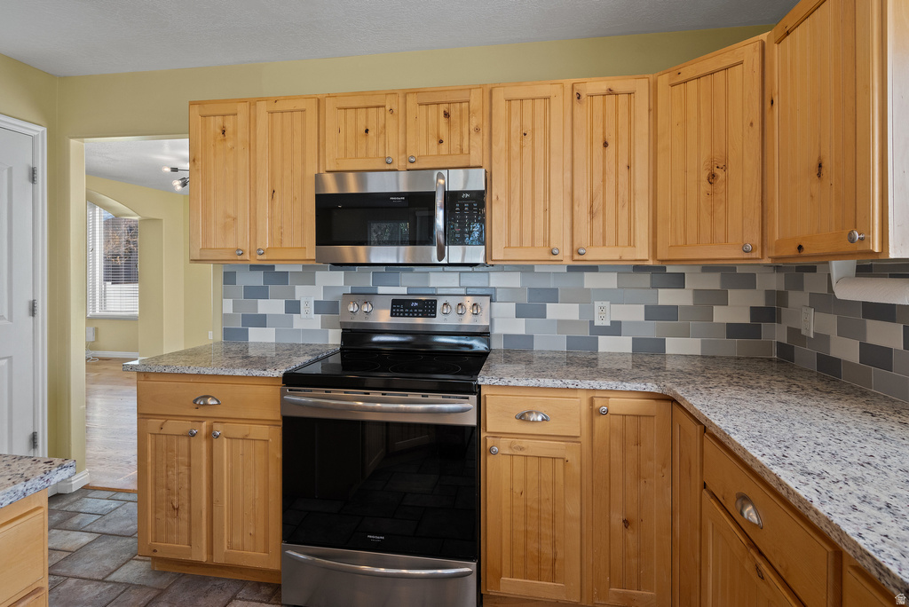 10376 S 3970 W South Jordan, UT 84095