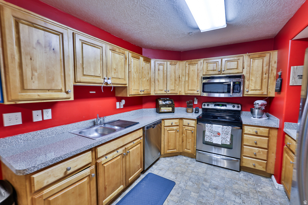 8212 N CEDAR SPRINGS RD #4 Eagle Mountain, UT 84005