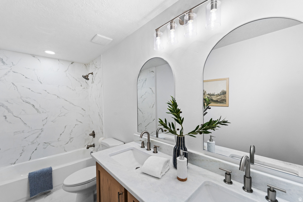 1644 E PEBBLE BEACH CIR Sandy, UT 84092