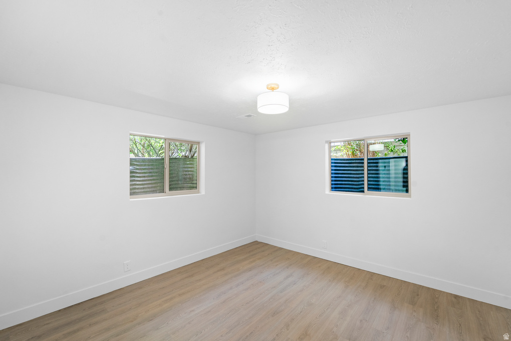 1644 E PEBBLE BEACH CIR Sandy, UT 84092