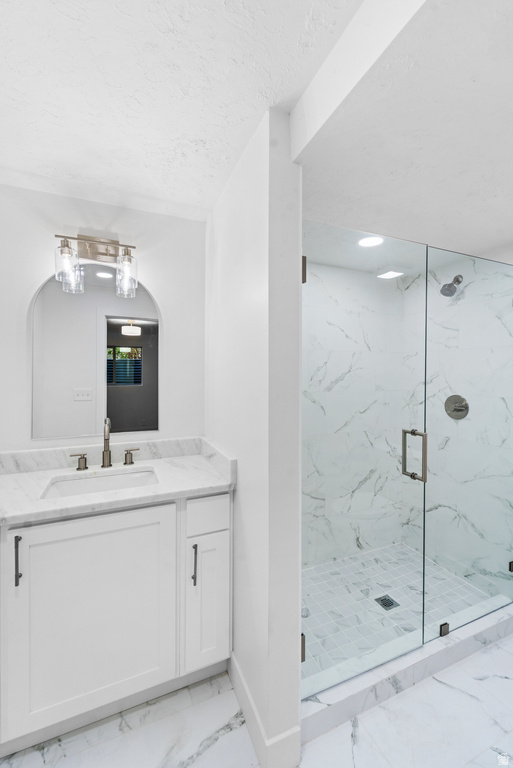 1644 E PEBBLE BEACH CIR Sandy, UT 84092