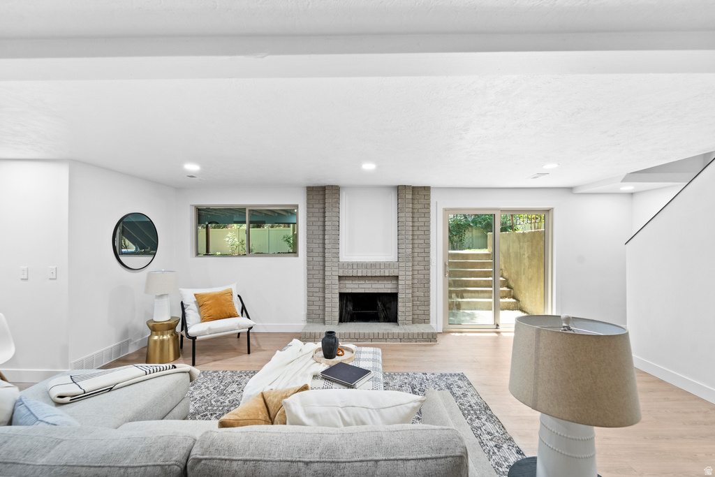 1644 E PEBBLE BEACH CIR Sandy, UT 84092