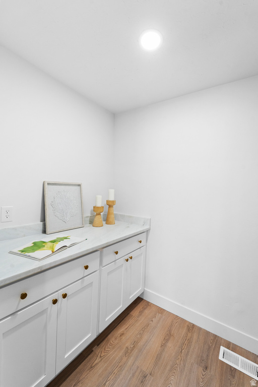 1644 E PEBBLE BEACH CIR Sandy, UT 84092