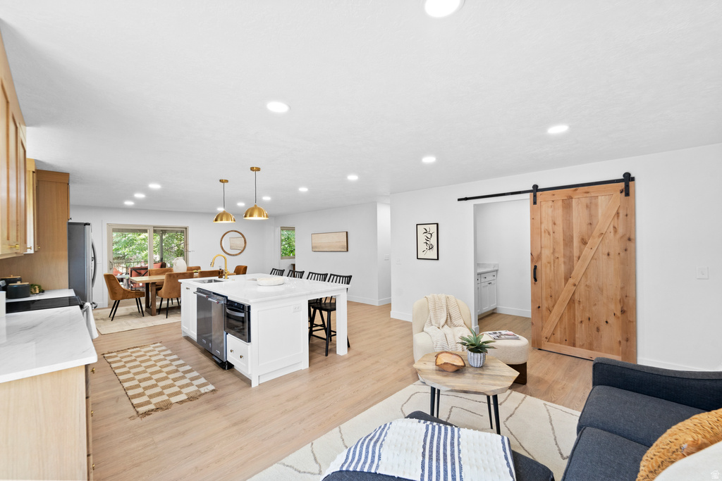 1644 E Pebble Beach Cir