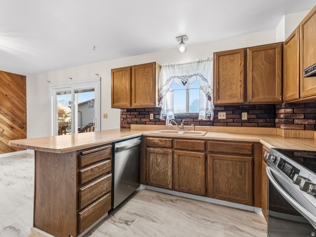 1041 W 600 S Orem, UT 84058