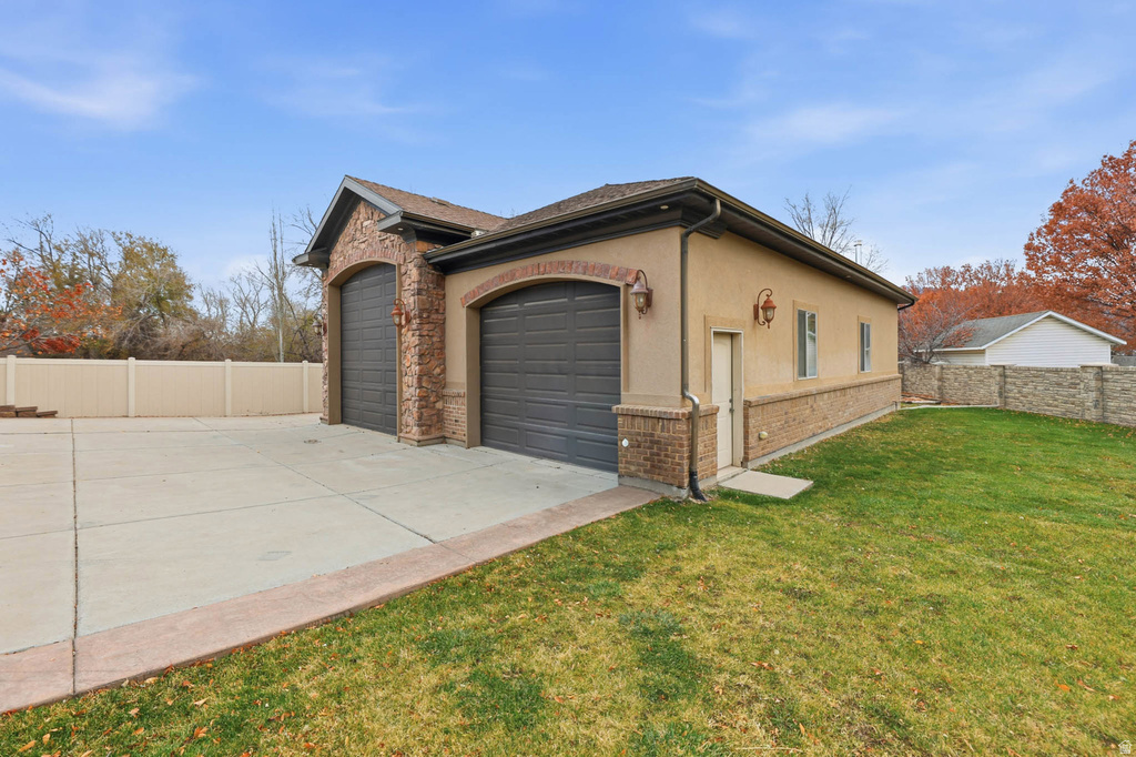 1753 W RYLIE ANN CIR South Jordan, UT 84095