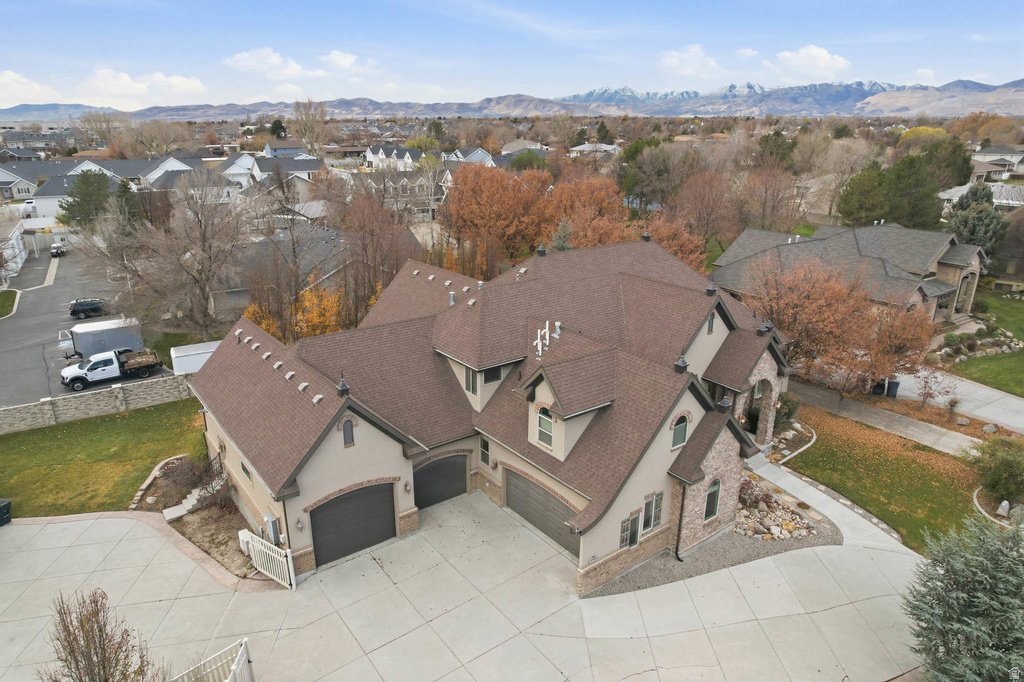 1753 W RYLIE ANN CIR South Jordan, UT 84095