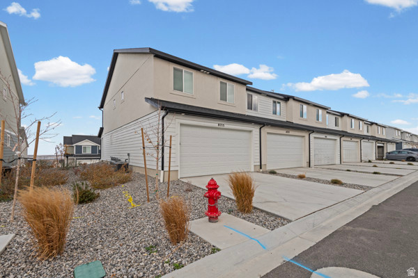 8715 W ADDIE DR Magna, UT 84044