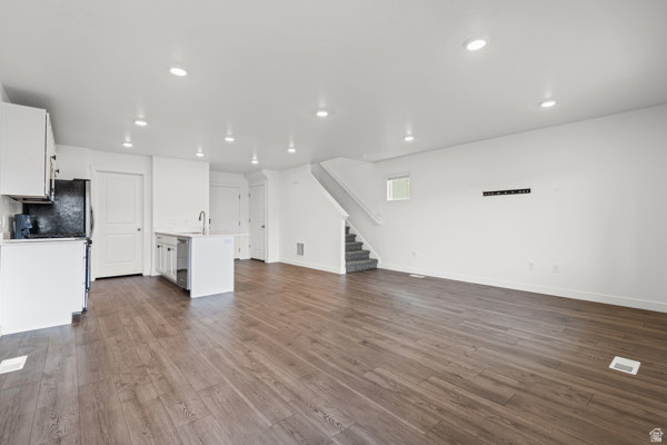 8715 W ADDIE DR Magna, UT 84044