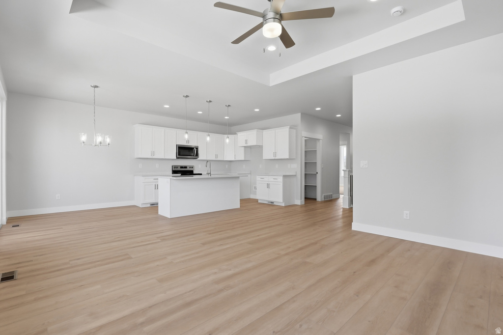 677 E 800 S ST Springville, UT 84663