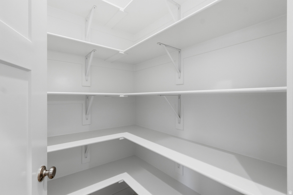 677 E 800 S ST Springville, UT 84663