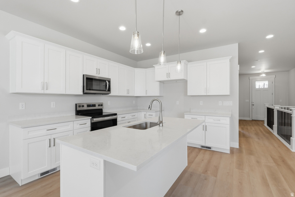 677 E 800 S ST Springville, UT 84663