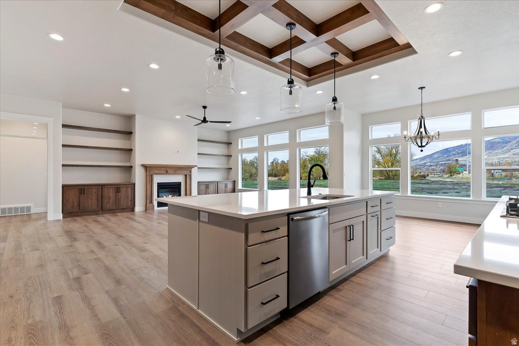 442 W RANDYS CT Farmington, UT 84025