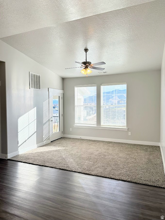 1831 W NEWCASTLE LN #D302 Saratoga Springs, UT 84045