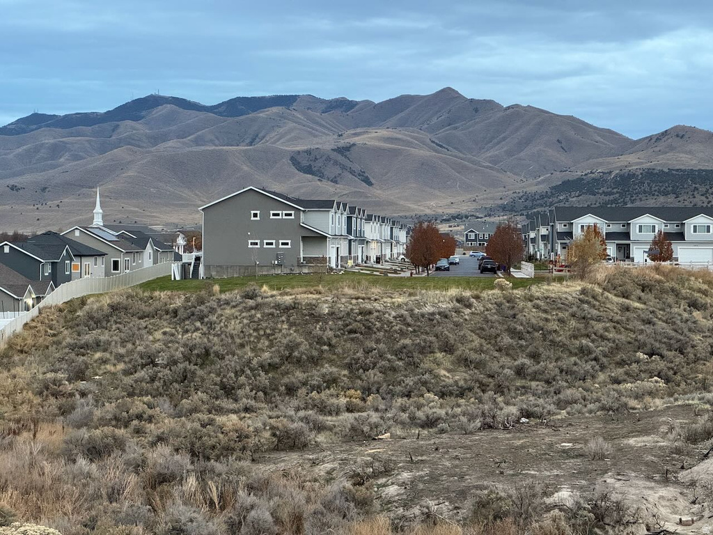 1831 W NEWCASTLE LN #D302 Saratoga Springs, UT 84045