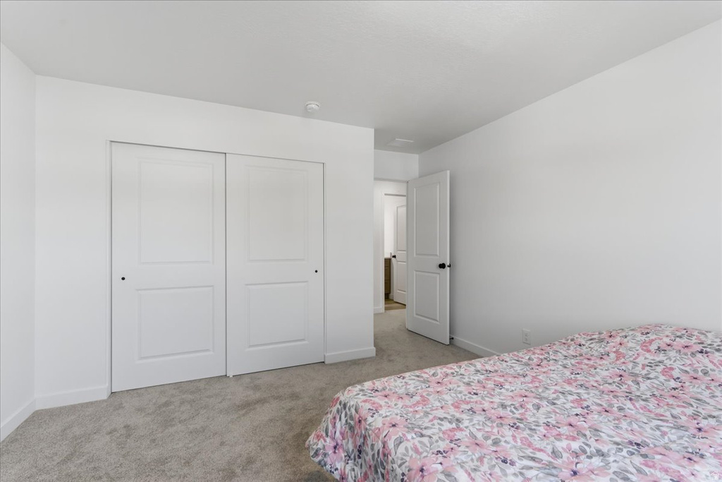 4896 S SNARR HAVEN CT Taylorsville, UT 84129