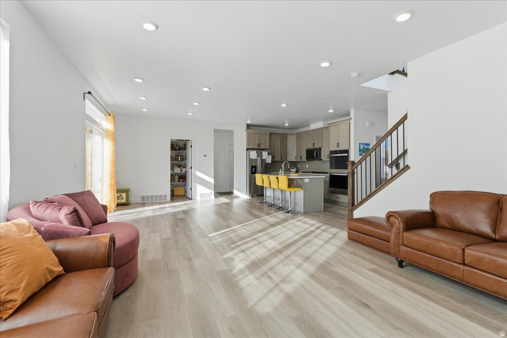 4896 S SNARR HAVEN CT Taylorsville, UT 84129