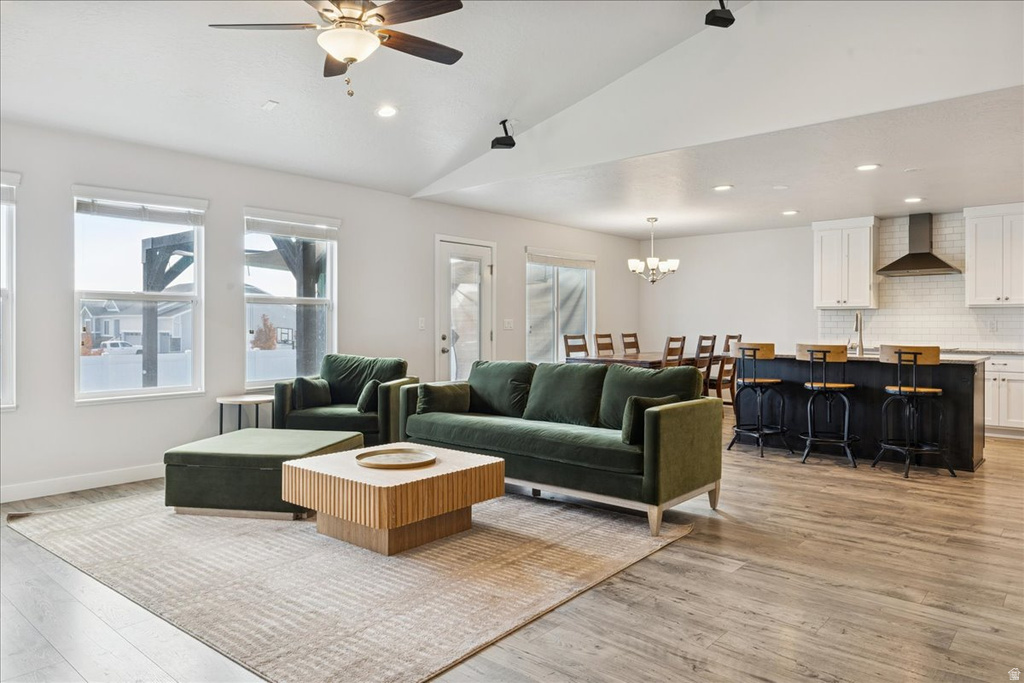 3277 W 775 N Layton, UT 84041