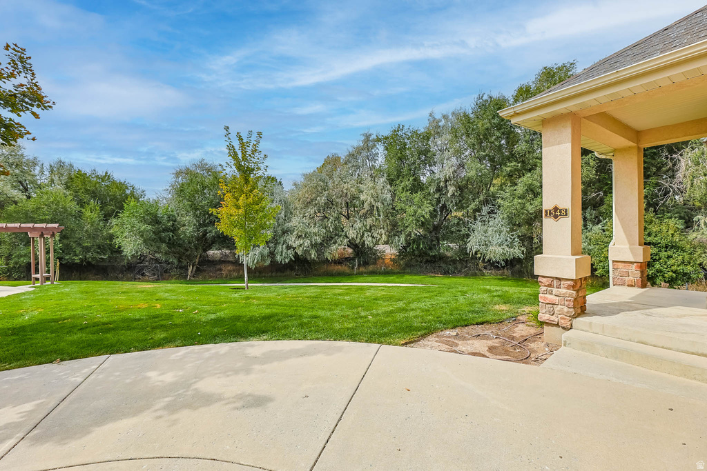 1548 W CABERNET DR Bluffdale, UT 84065