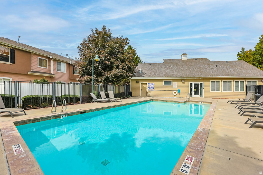 1548 W CABERNET DR Bluffdale, UT 84065