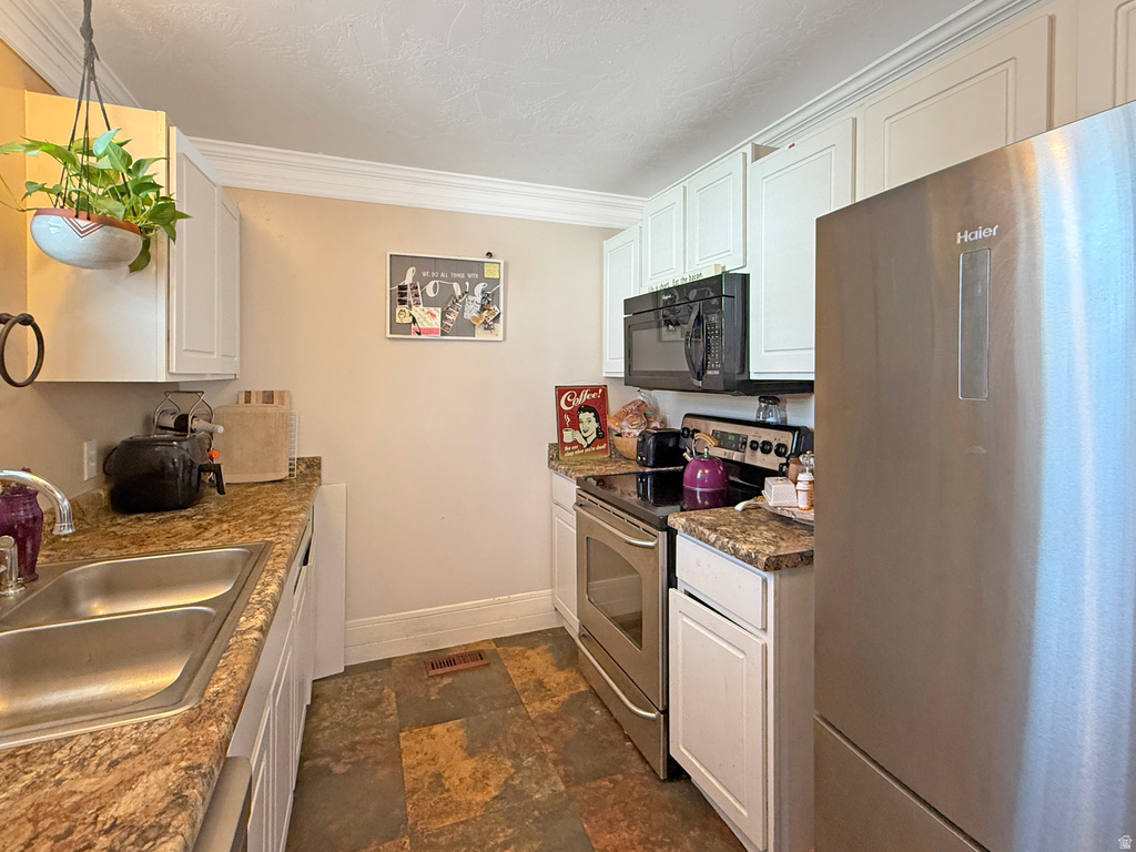 7987 S 2980 W West Jordan, UT 84088