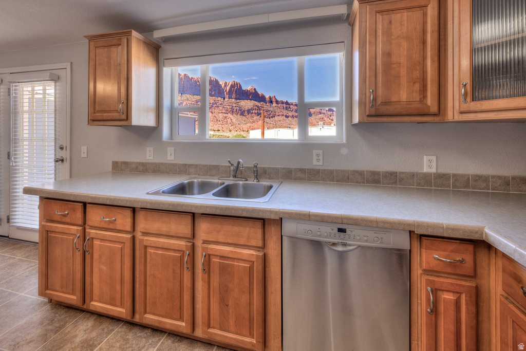 33 E MERRIAM CT Moab, UT 84532