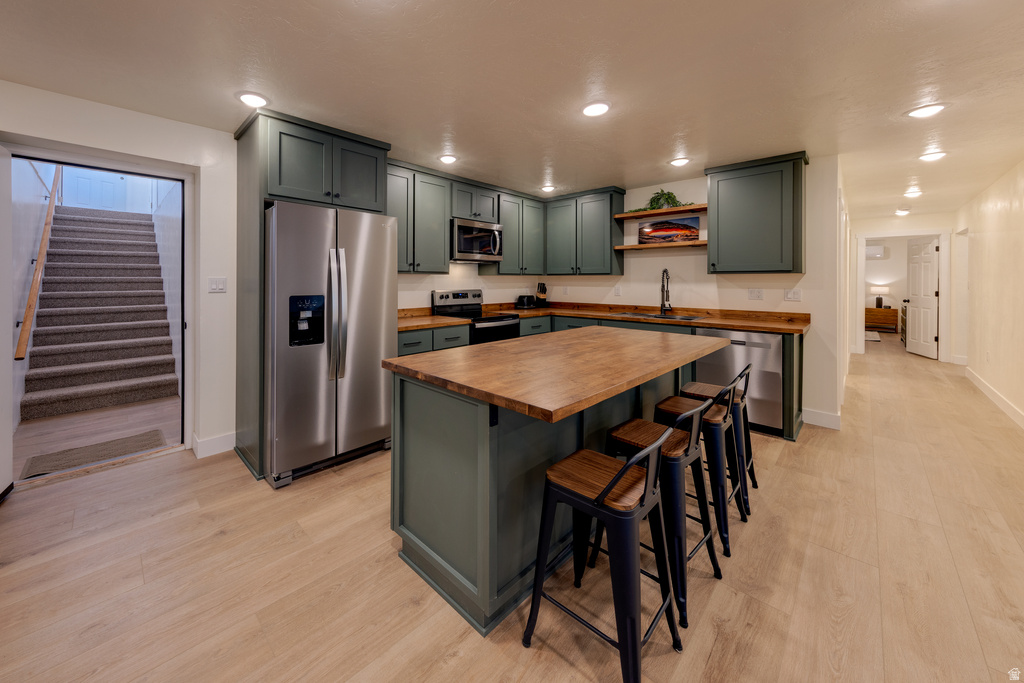 33 E MERRIAM CT Moab, UT 84532
