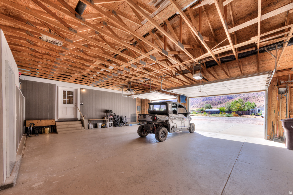 33 E MERRIAM CT Moab, UT 84532
