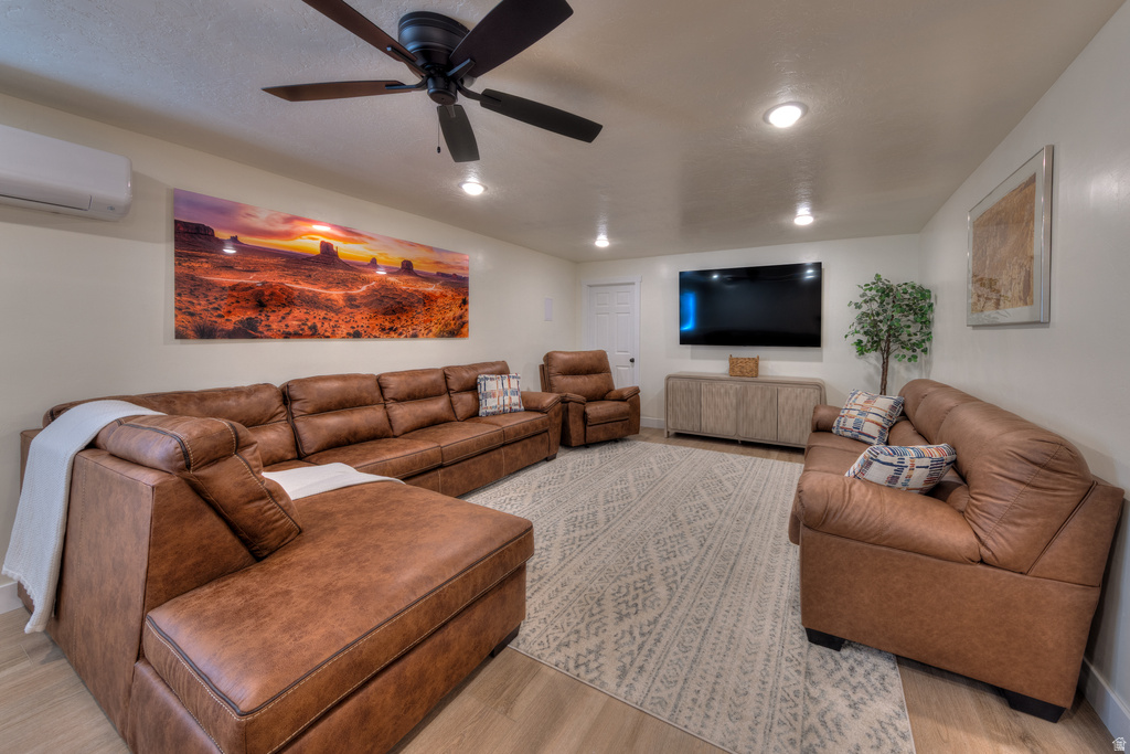 33 E MERRIAM CT Moab, UT 84532