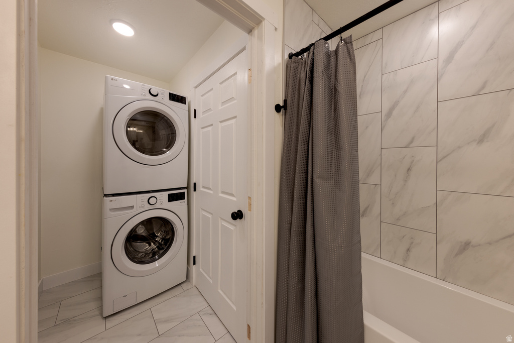 33 E MERRIAM CT Moab, UT 84532