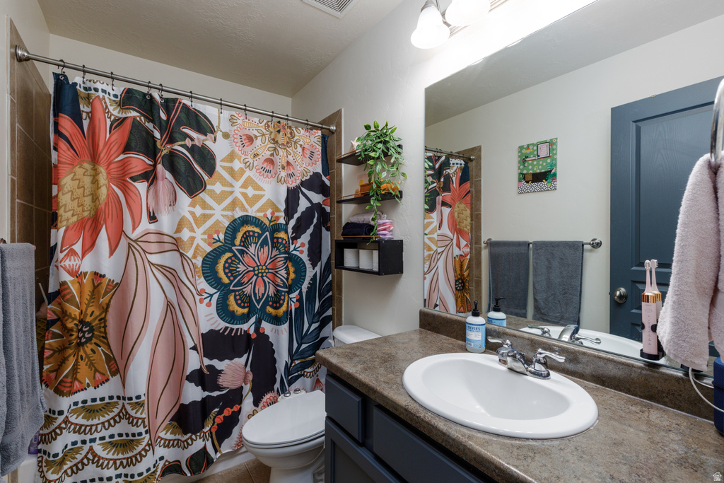 1349 S MOUNTAIN CREST DR Woods Cross, UT 84087