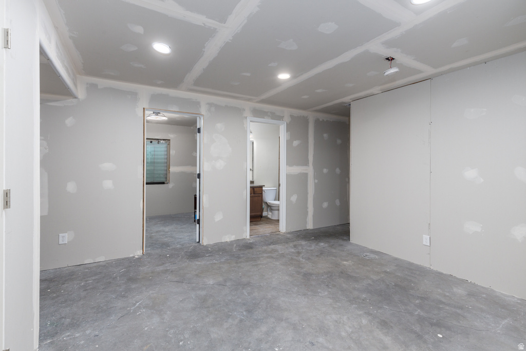 1349 S MOUNTAIN CREST DR Woods Cross, UT 84087