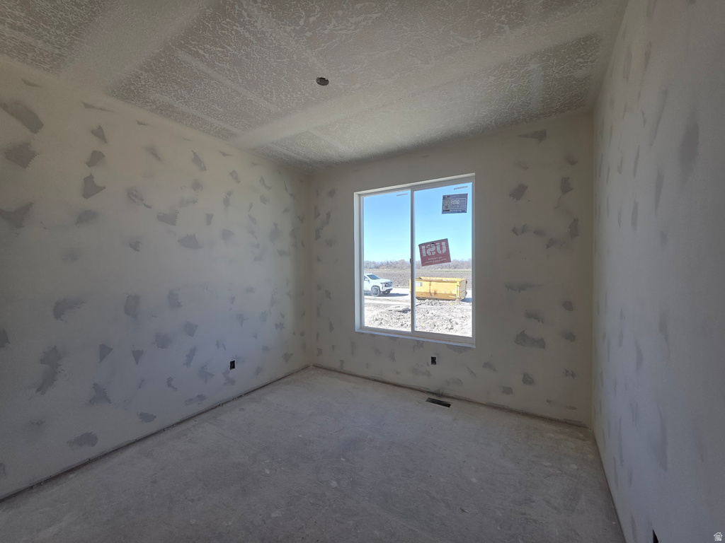 9310 N 5600 W #4 Elwood, UT 84337