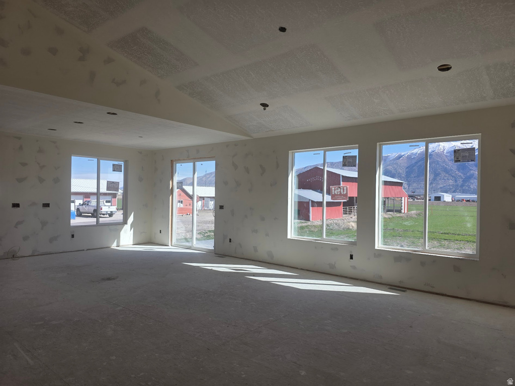 9310 N 5600 W #4 Elwood, UT 84337