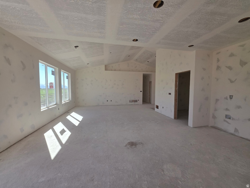 9310 N 5600 W #4 Elwood, UT 84337