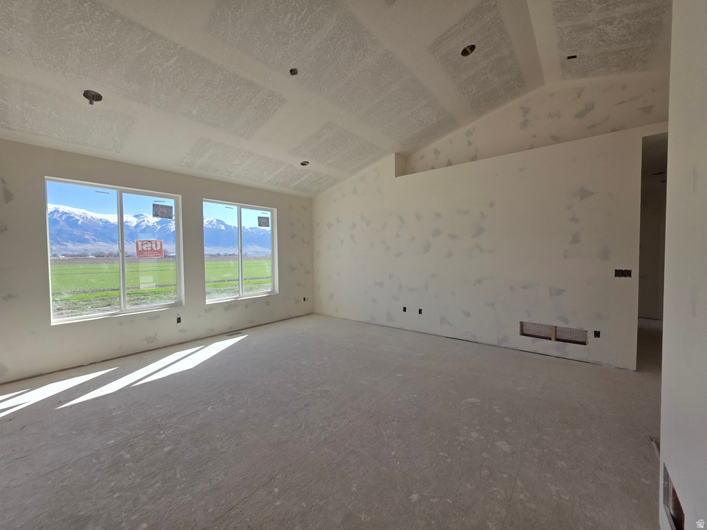 9310 N 5600 W #4 Elwood, UT 84337