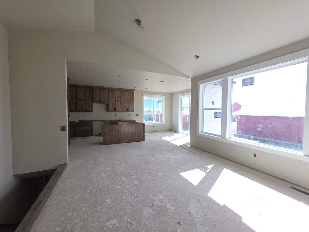 5583 W 9400 N #2 Elwood, UT 84337