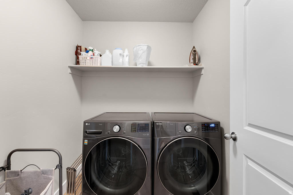 3772 E CUNNINGHILL DR Eagle Mountain, UT 84005