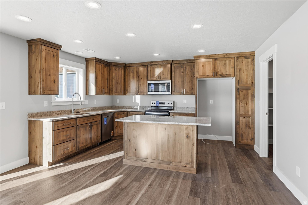 1286 S 240 W #15 Tremonton, UT 84337