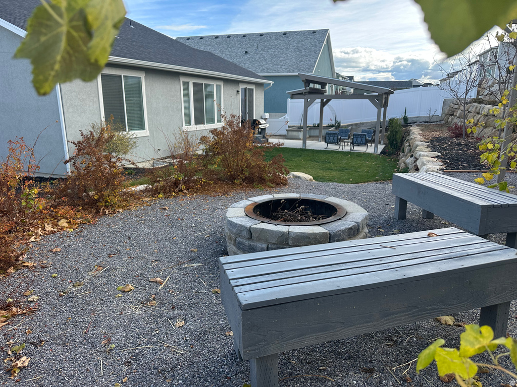 2887 S GREENHEAD DR Saratoga Springs, UT 84045