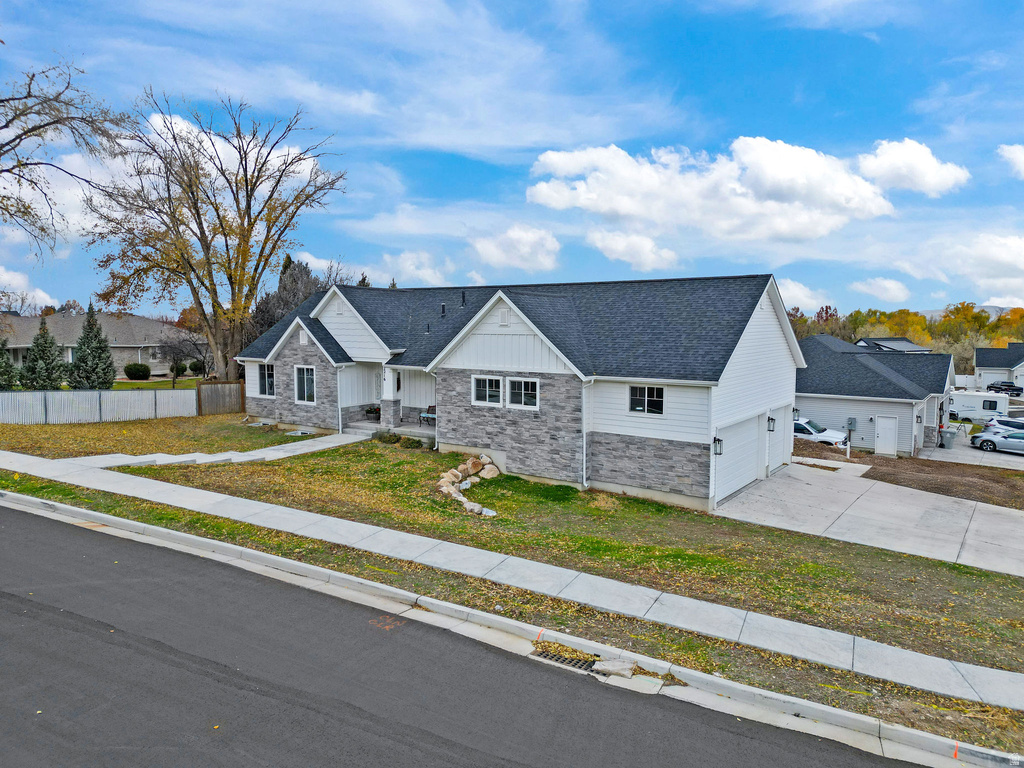 2216 S 700 W Perry, UT 84302