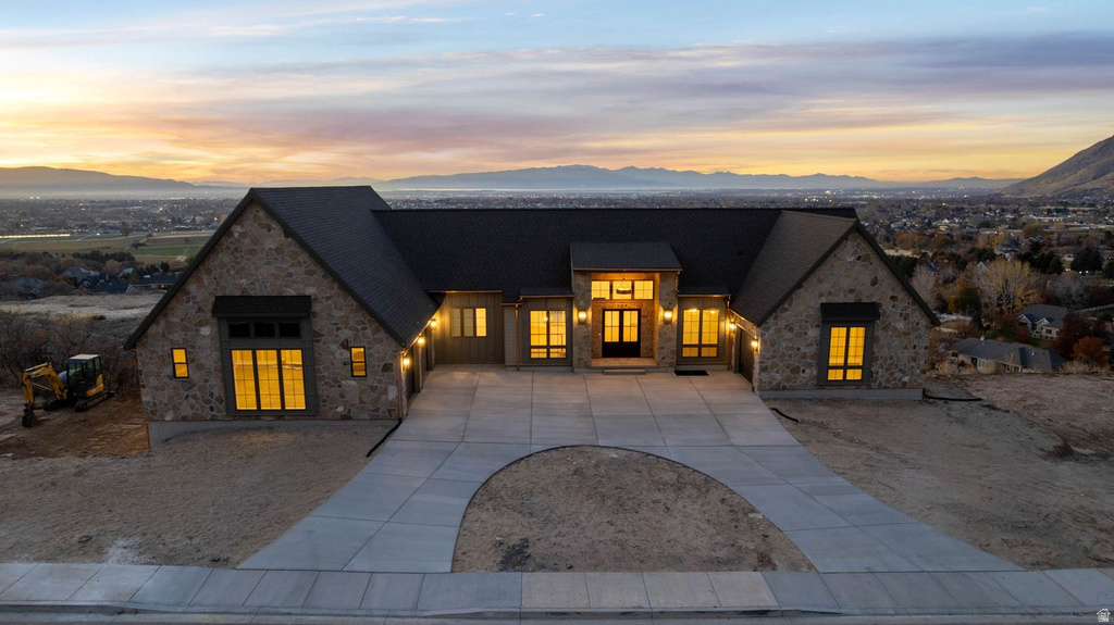 204 S TROY ST Mapleton, UT 84664