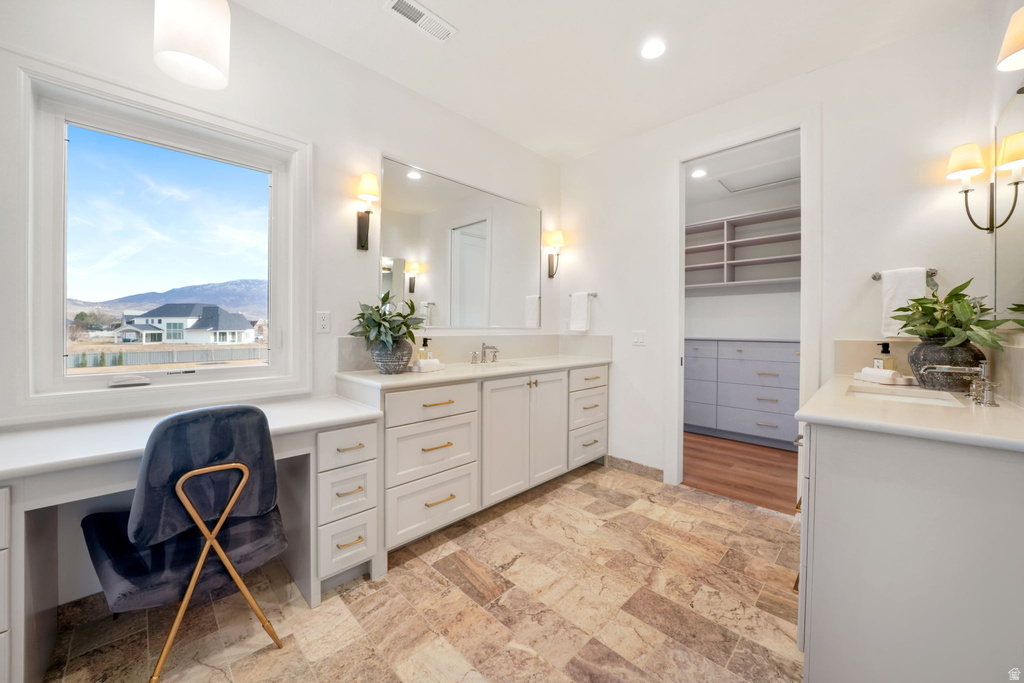 6576 W 9810 N Highland, UT 84003